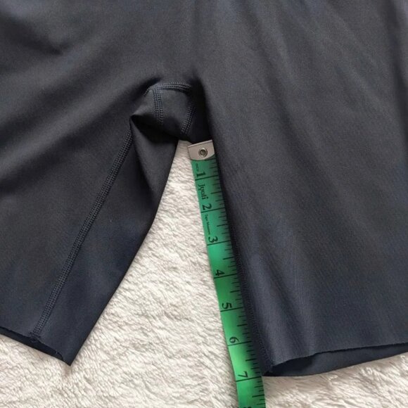 Aeries Offline Goals High Rise Bike Short 9" Inseam - Picture 3 of 6